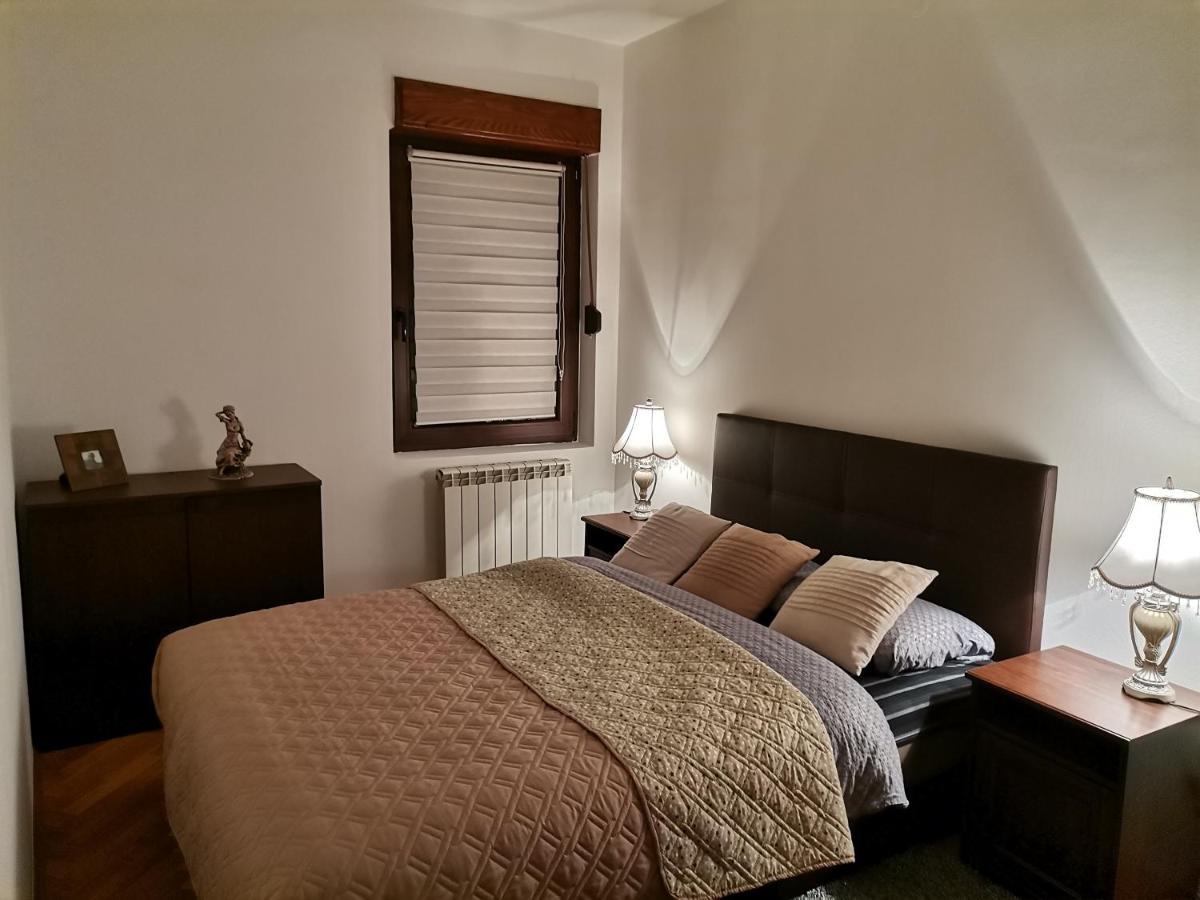Rajana , Beograd - Hram Svetog Save Apartment Exterior foto