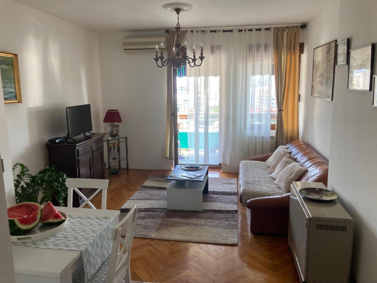 Rajana , Beograd - Hram Svetog Save Apartment Exterior foto